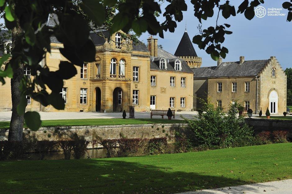Le Domaine Chateau Du Faucon Donchery Экстерьер фото