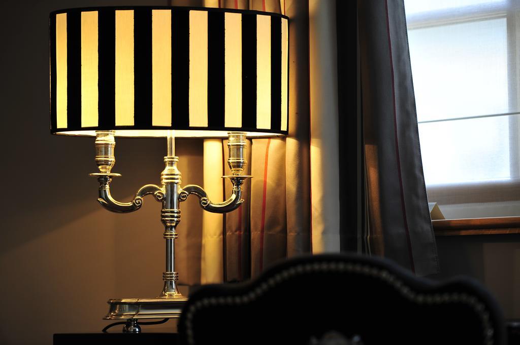 Le Domaine Chateau Du Faucon Donchery Экстерьер фото