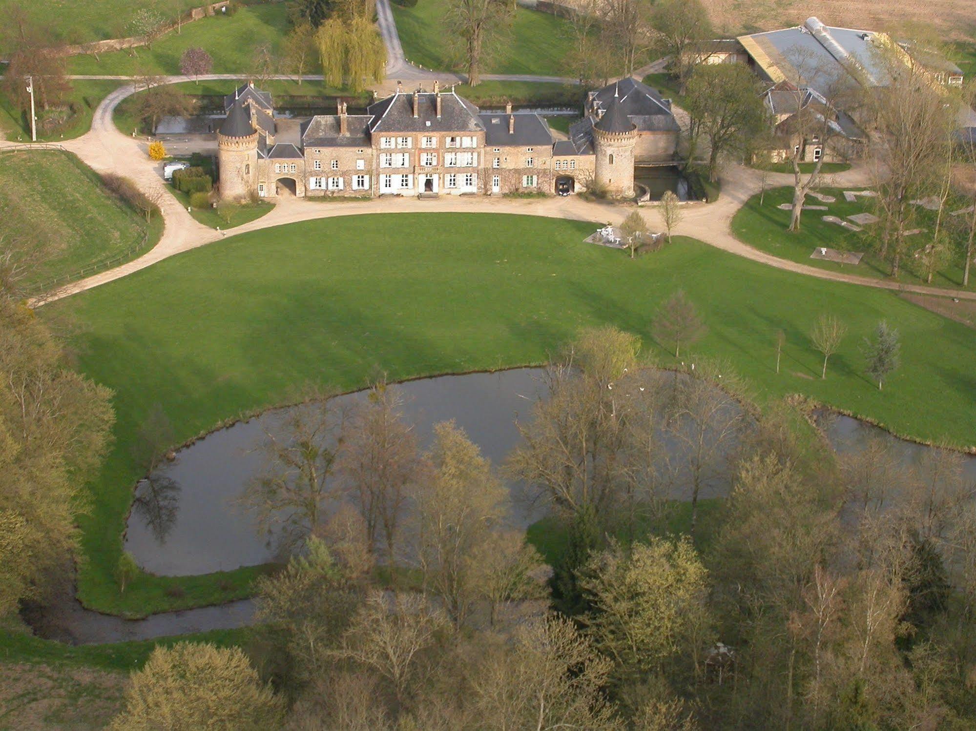 Le Domaine Chateau Du Faucon Donchery Экстерьер фото