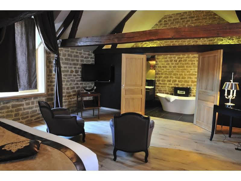 Le Domaine Chateau Du Faucon Donchery Экстерьер фото