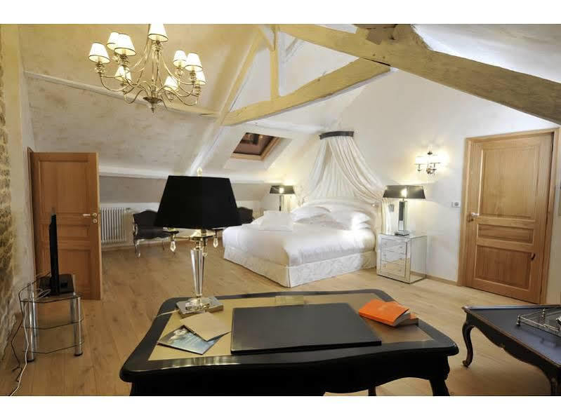 Le Domaine Chateau Du Faucon Donchery Экстерьер фото
