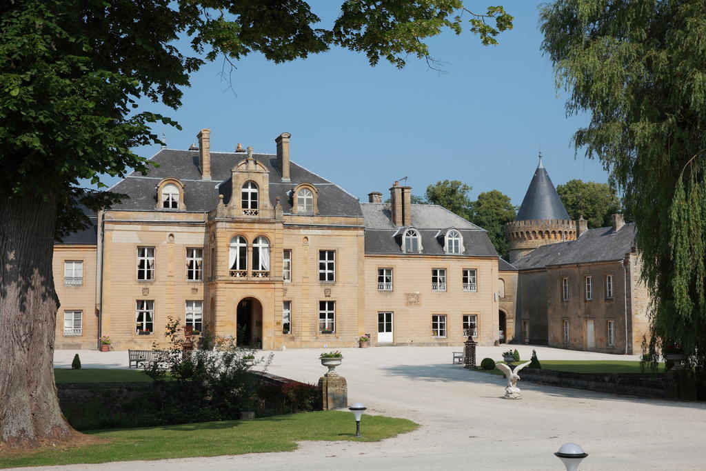 Le Domaine Chateau Du Faucon Donchery Экстерьер фото